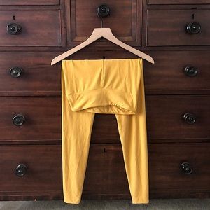 SOLD - LuLaRoe mustard leggings 💛